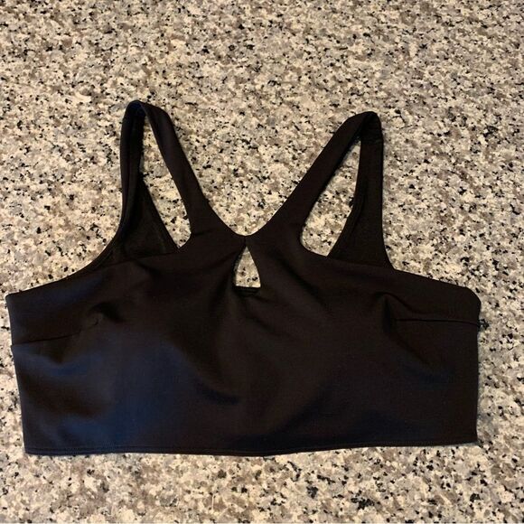 Lululemon SmoothCover Front Cut-Out Yoga Bra Women's 12 - Picture 4 of 10